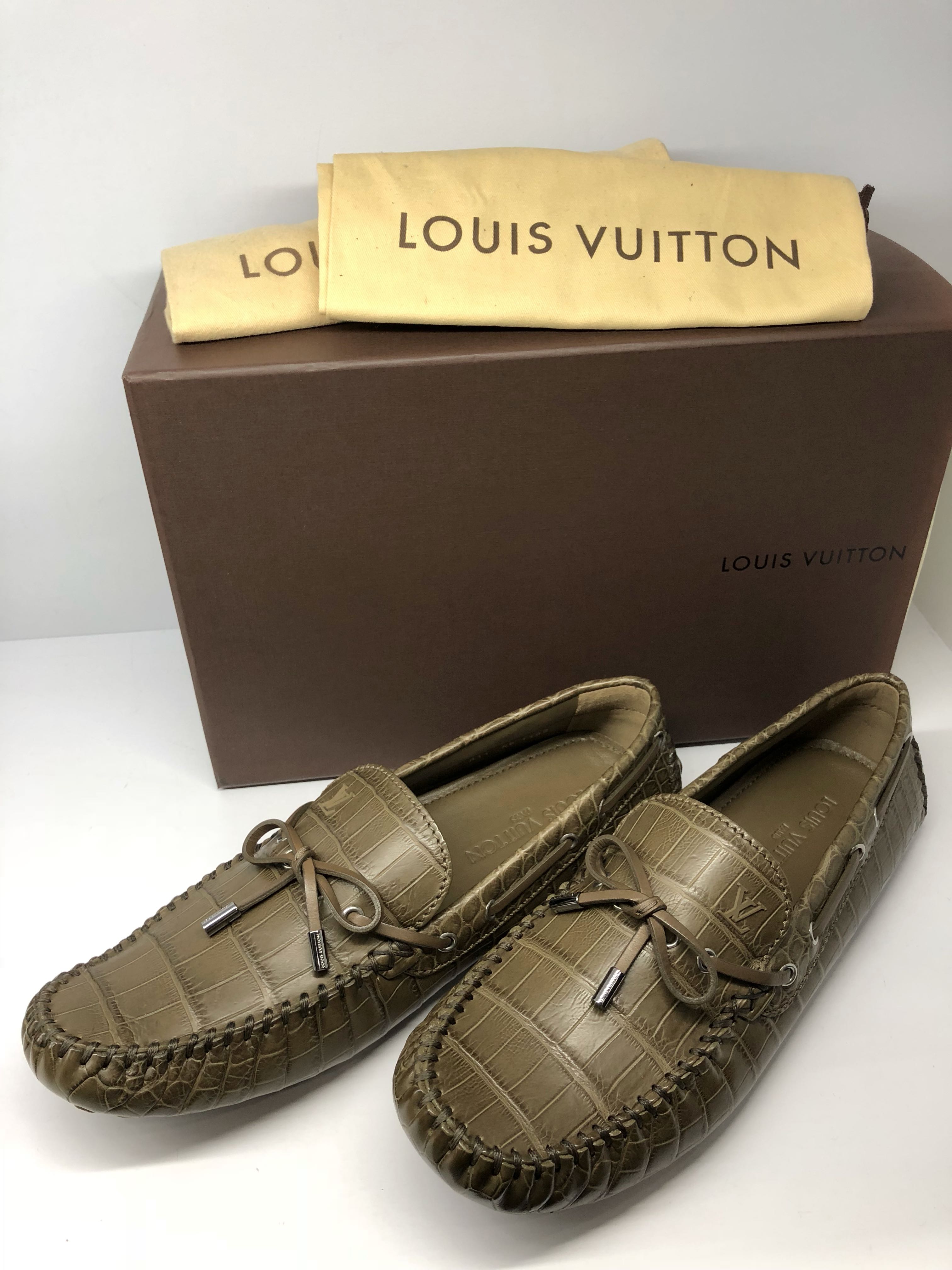 LOUIS VUITTON LV LOGO RED CROC LEATHER COMFY MOCCASIN DRIVING