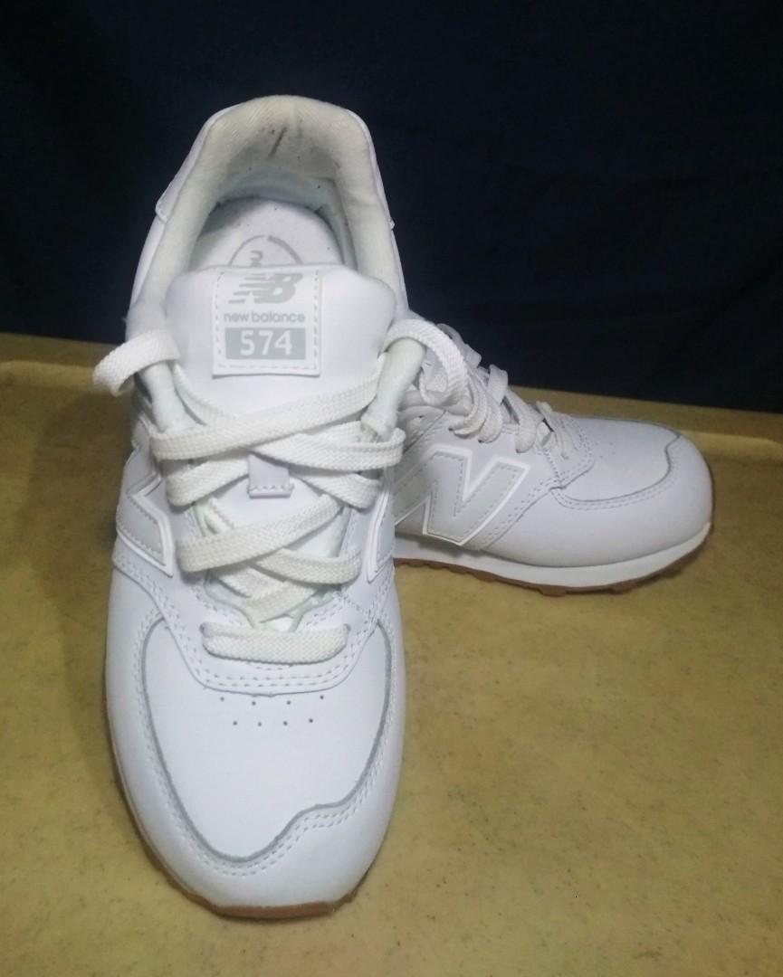 new balance white shoes gum sole