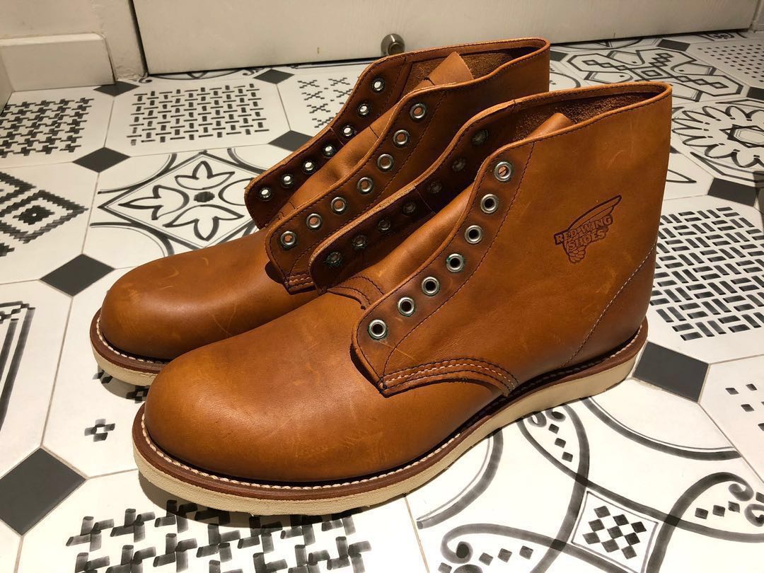 red wing round toe boots