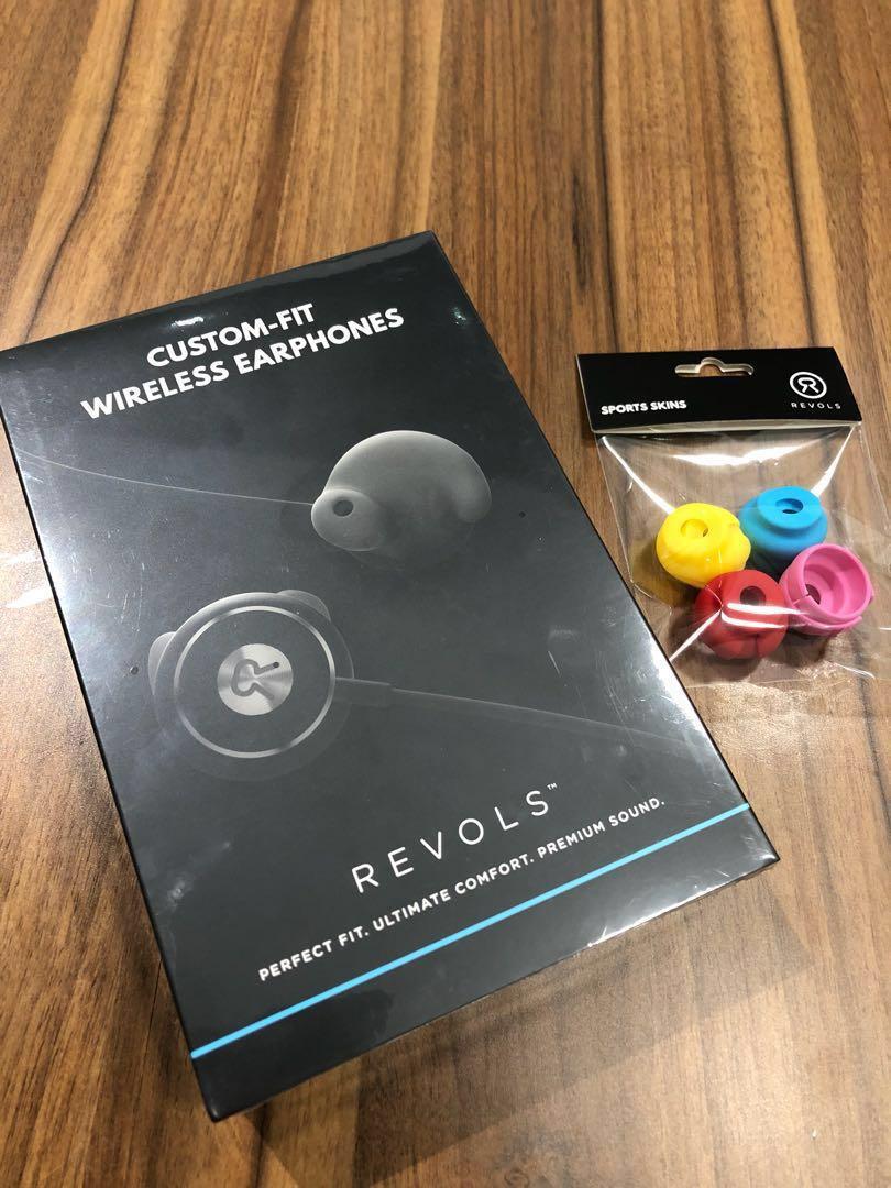 Revols earphones 2025
