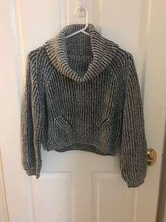B&w roll neck knit cropped jumper