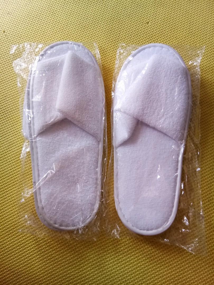 pairs Bedroom slippers for him and her 