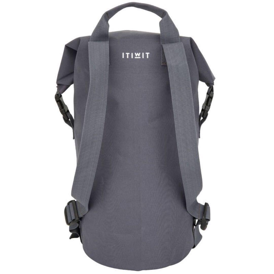 30L Itiwit Watertight Bag, Sports, Other on Carousell