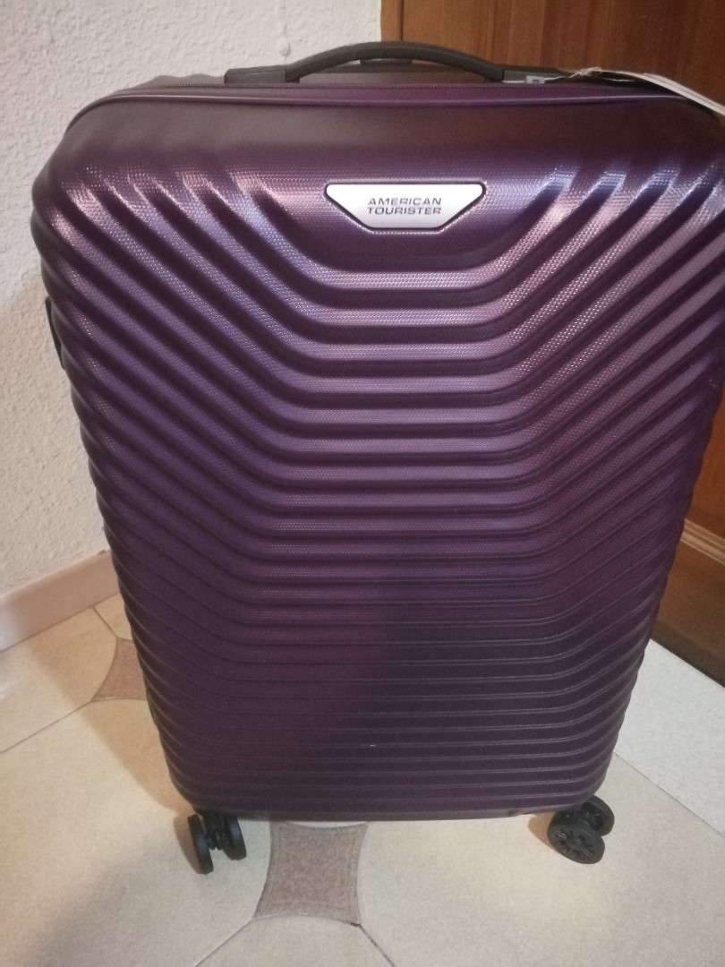 american tourister skycove spinner