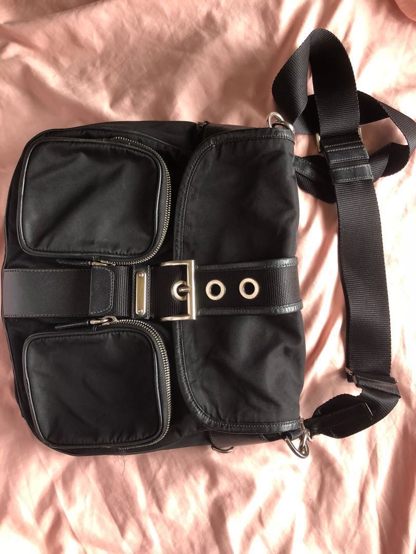 semitracolla prada handbag