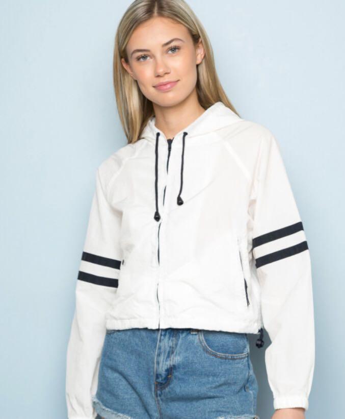 Brandy Melville Henrietta Windbreaker Jacket Women s Fashion