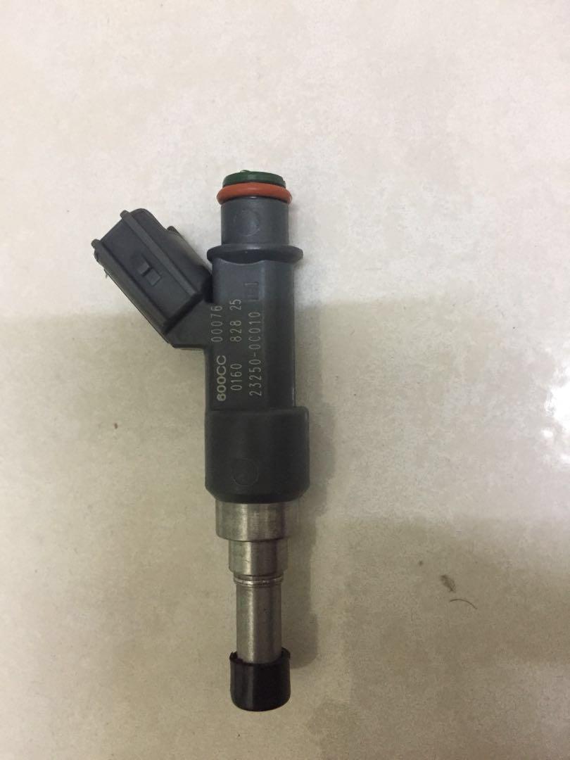 fuel injector rs 200