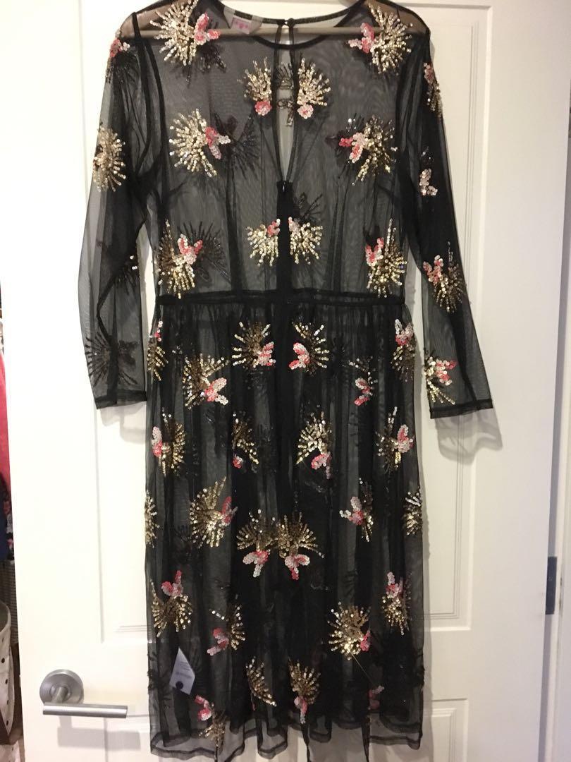 Gorman Wattle Bush Sequin Dress Size 14 Women s Fashion Clothes