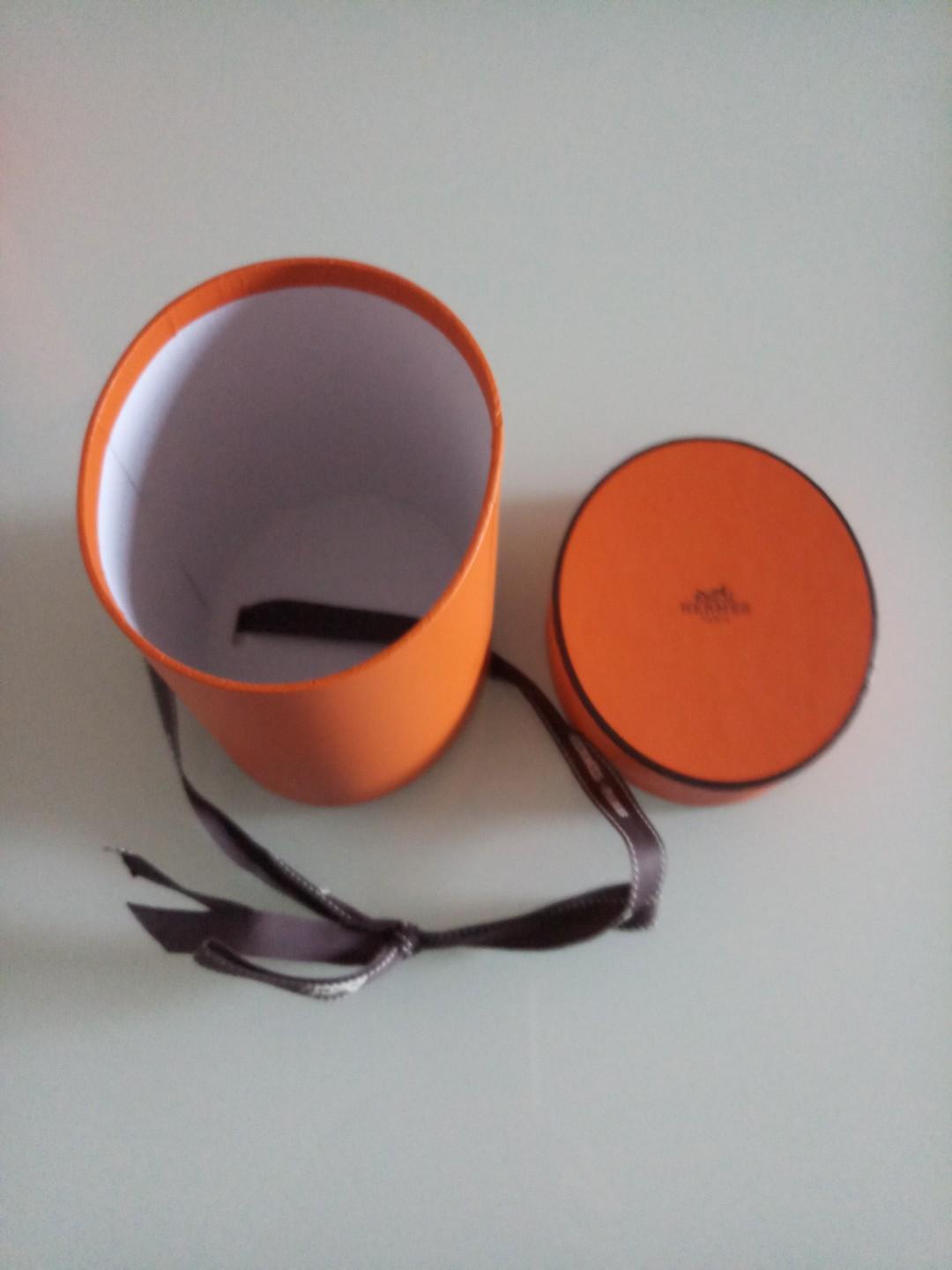 Hermes round box, 名牌, 服裝 Carousell