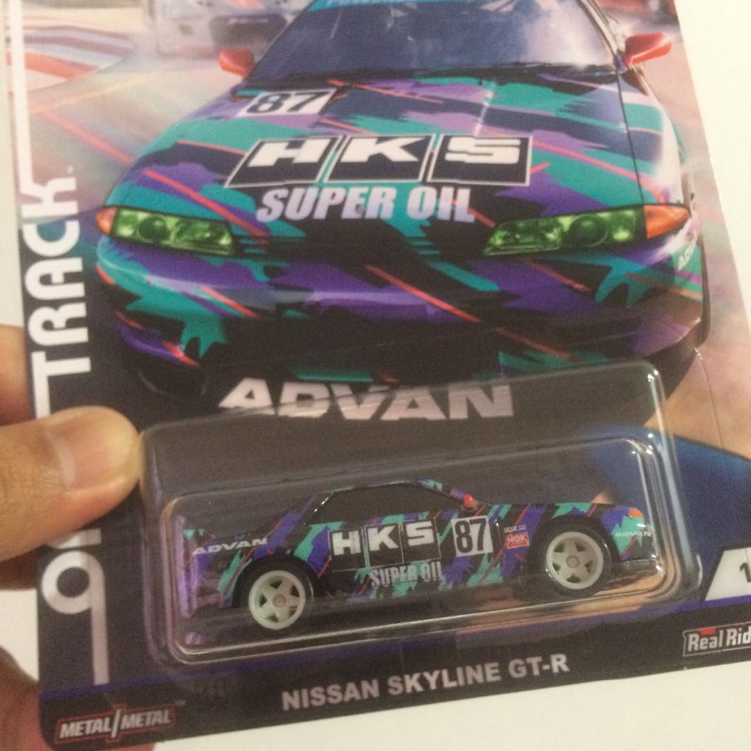 hot wheels hks r32