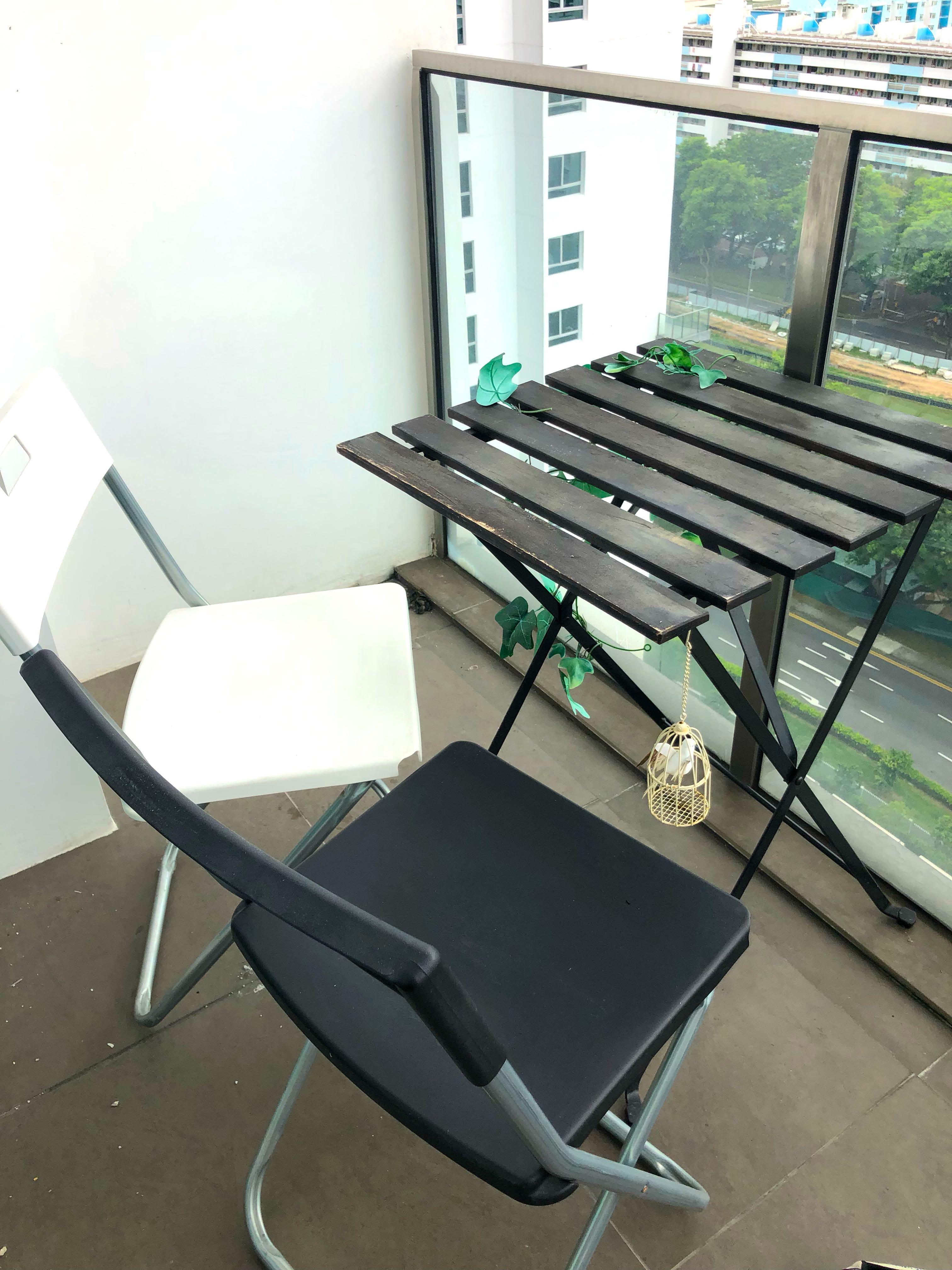 Zeytinburnu Icindeki Ikea Tarno Balkon Masa Sandalye Seti