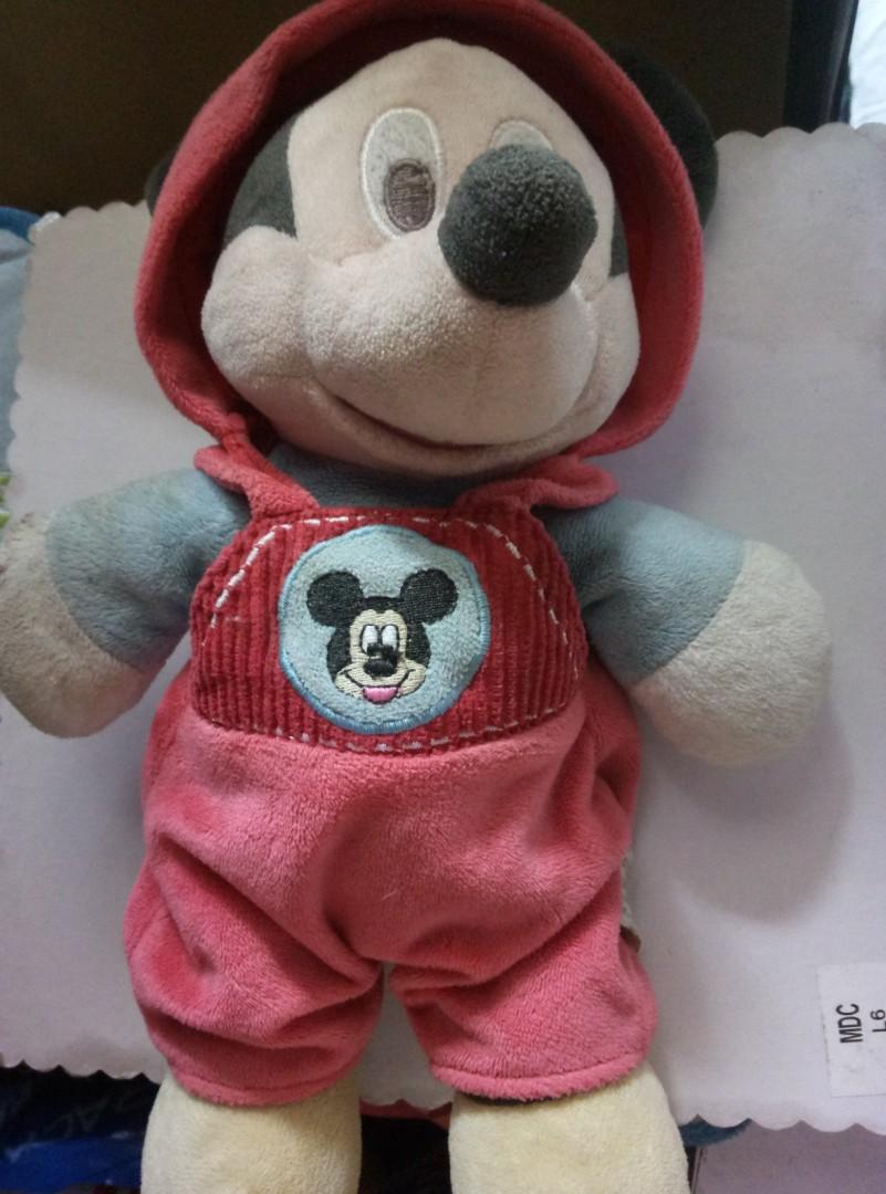 Imported Branded Stuff Toys (Category: Plushies & Soft Toys) located in Marikina City. Submitted by whimpsypink (Listing ID 211138449, Image 3). Description: Assorted Branded Stuff toys Imported all bought abroad Hello Kitty lion king simba Teddy Mr. Bean Angelina Hugs and Kisses US Wag Dog No rips, hole, stain Need to be clean..