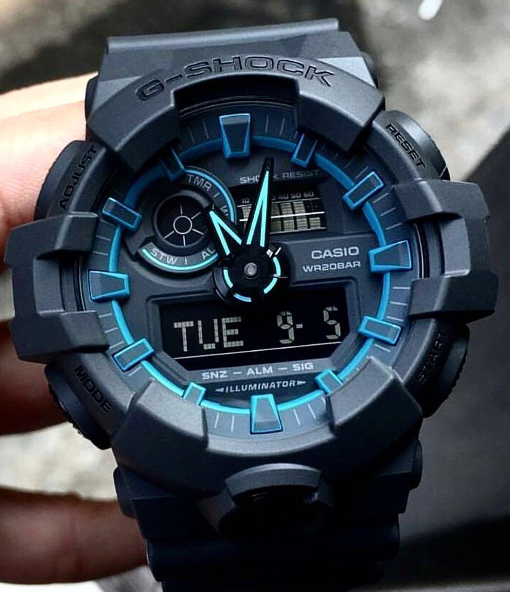 CASIO G-SHOCK 亮彩螢光街頭酷玩雙顯錶男錶- 湖水藍(GA-700SE-1A2) | J SELECT