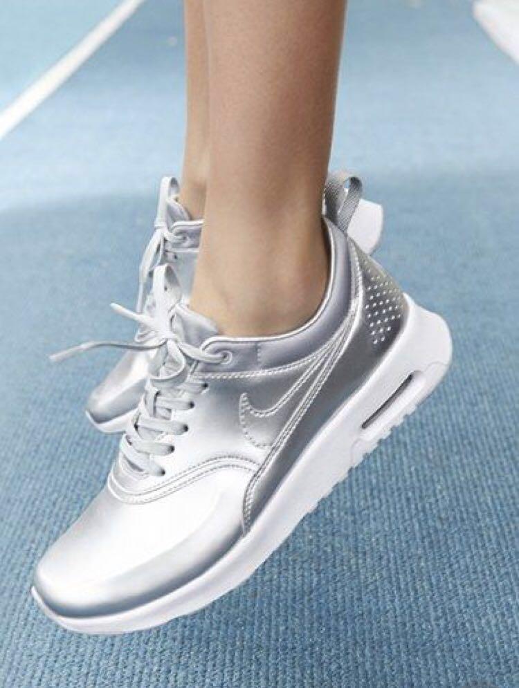outfits with nike air max thea silver