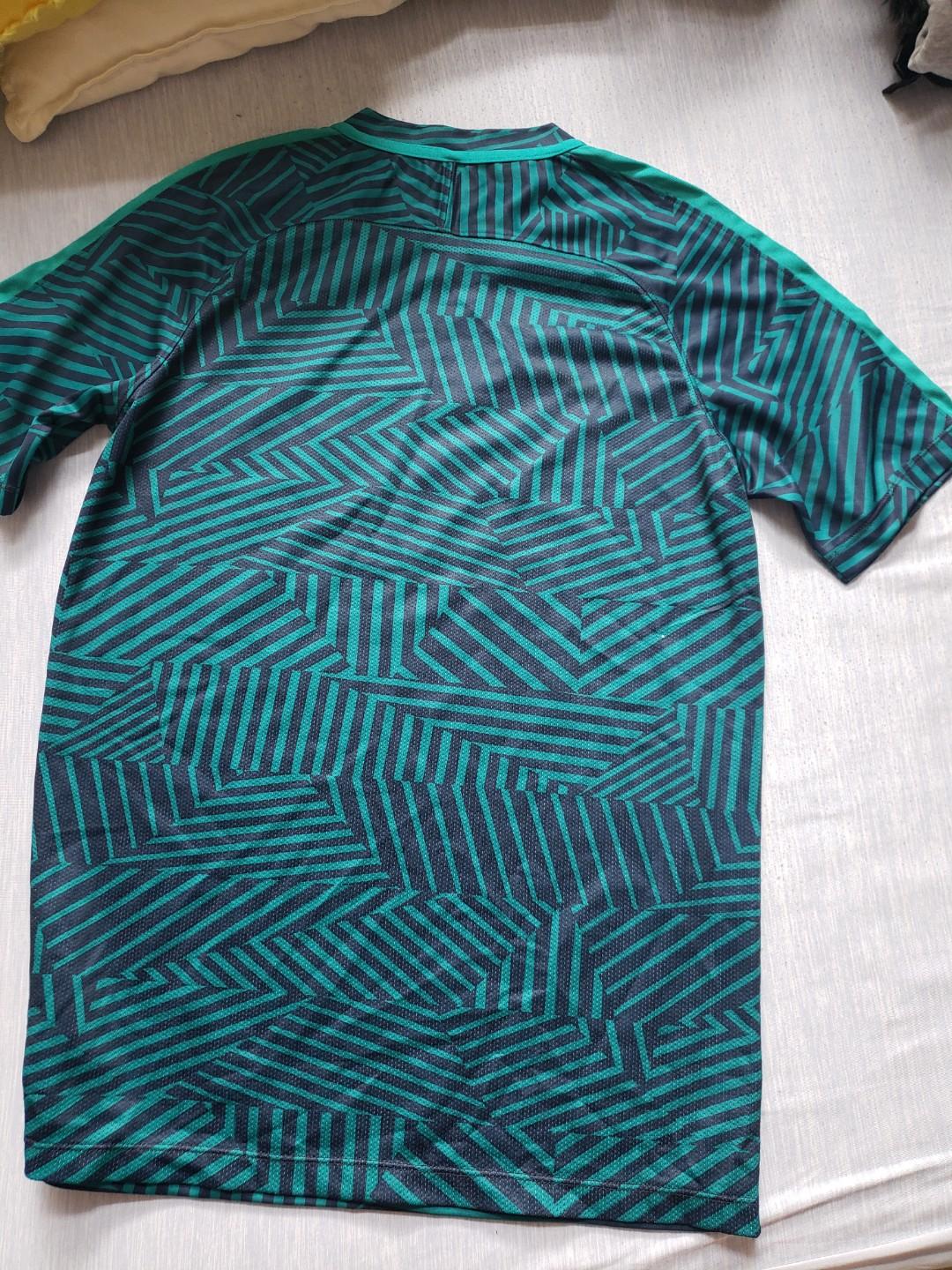 nike dri t shirt