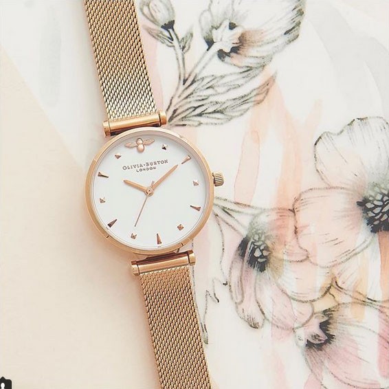Olivia burton queen online bee rose gold
