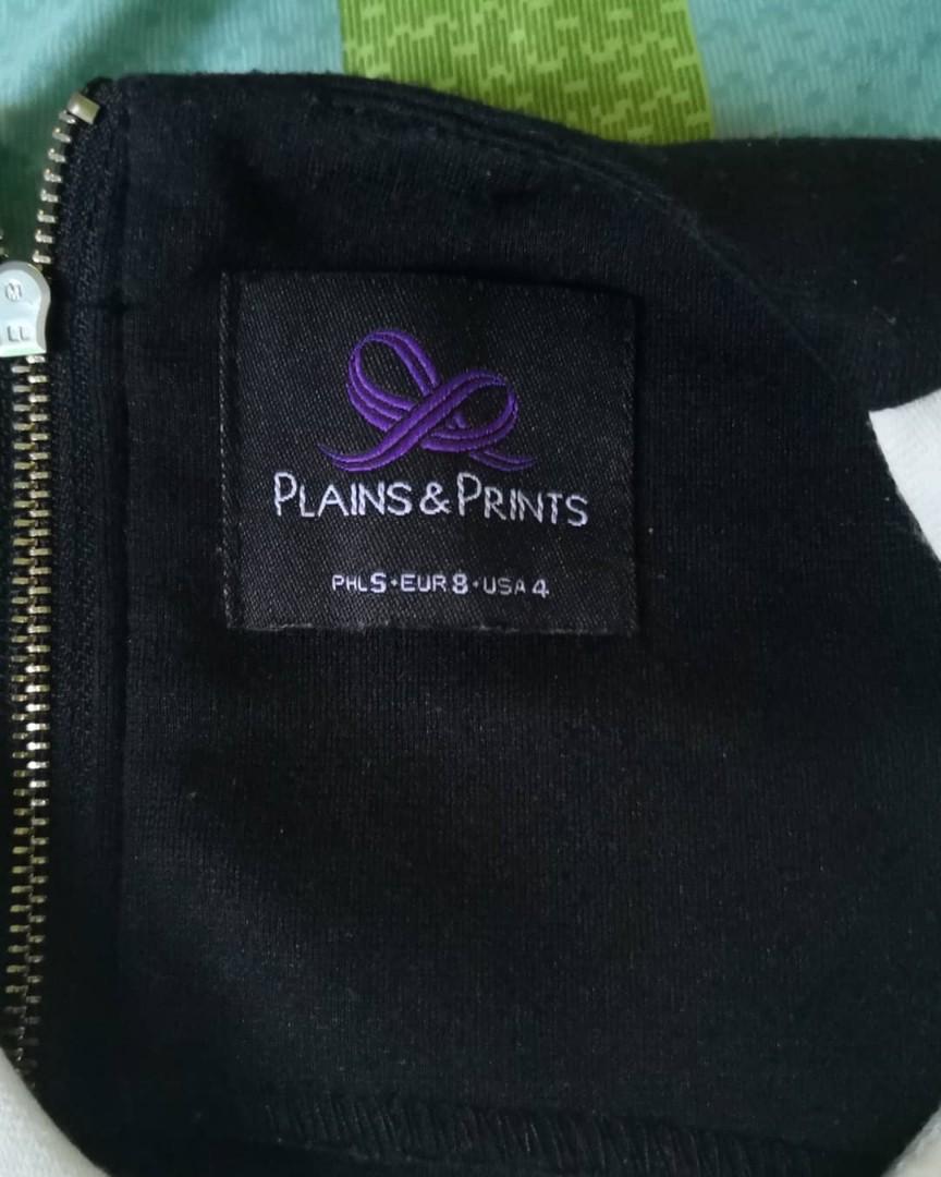 Plains and Prints Dress (Category: Dresses) located in Baliuag. Submitted by practicalself (Listing ID 211105419, Image 2). Description: Preloved but well loved. Plus sf #best2019.