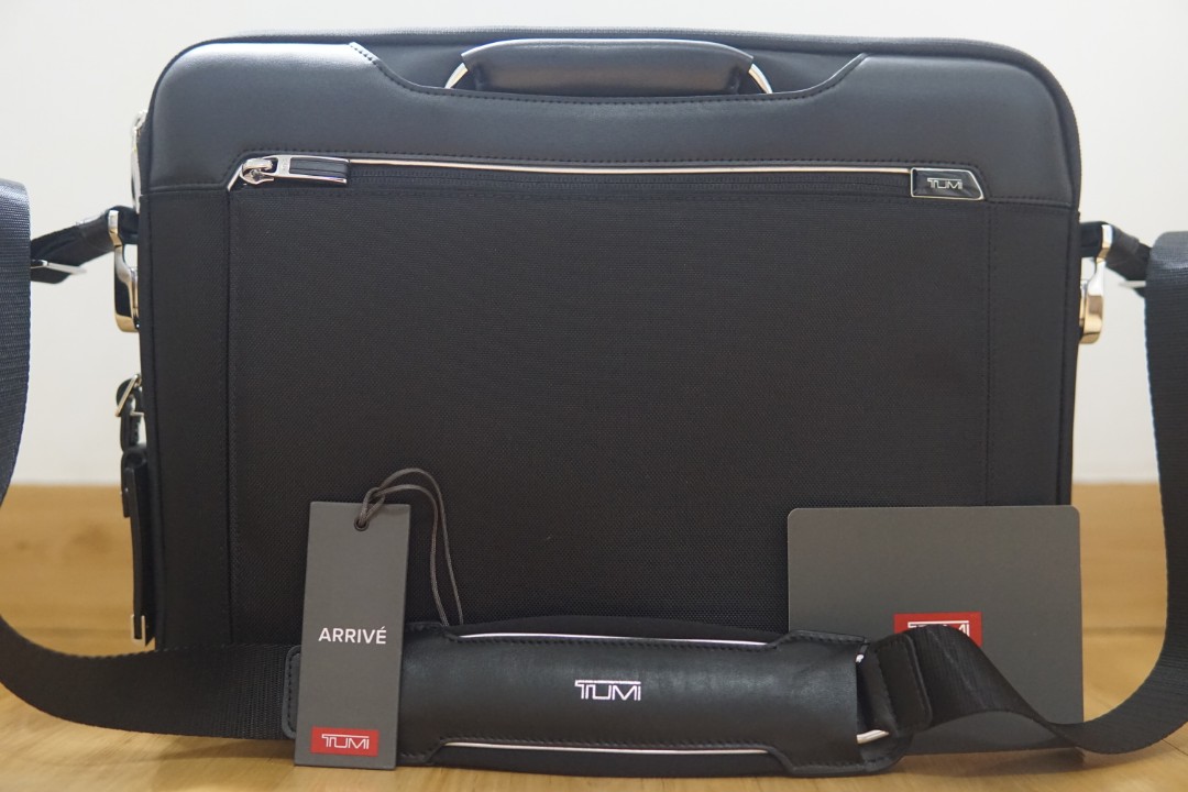 tumi arrive hamilton