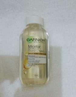 Garnier Micellar Oil Infused Cleansing Water - Argan Oil