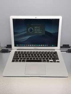 MacBook Air 13 inch Core i5 (New Battery)
