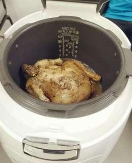 AWESOME MULTICOOKER!