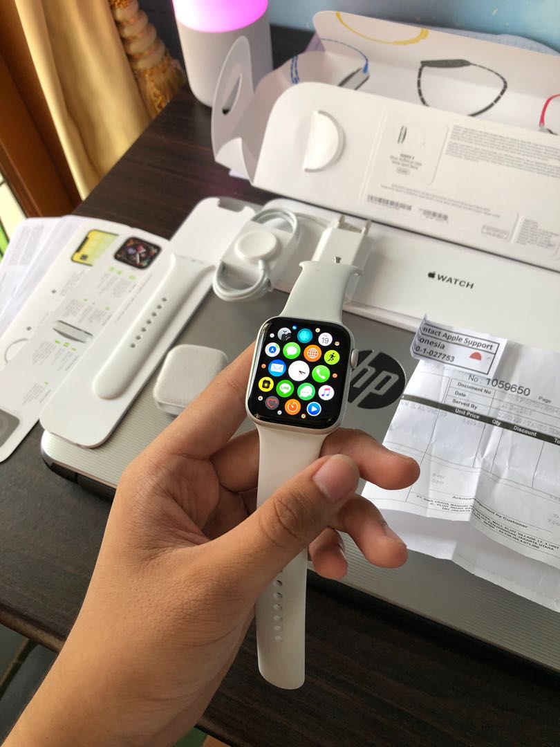 Apple watch series 4 harga ibox 2025