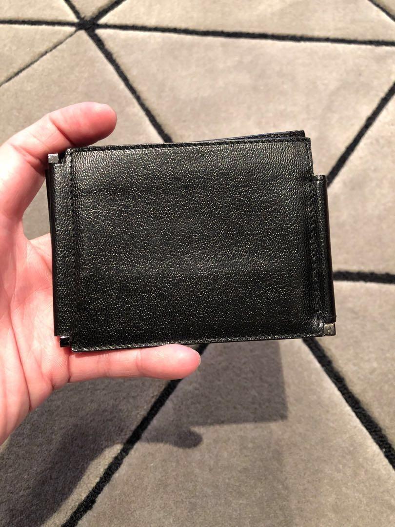 Authentic Gucci money clip wallet, Men's Fashion, Watches & Accessories,  Wallets & Card Holders on Carousell