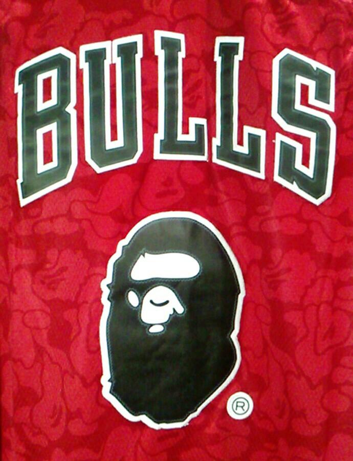 Bape a bathing ape x chicago bulls nba basketball jersey, Men's Fashion,  Activewear on Carousell
