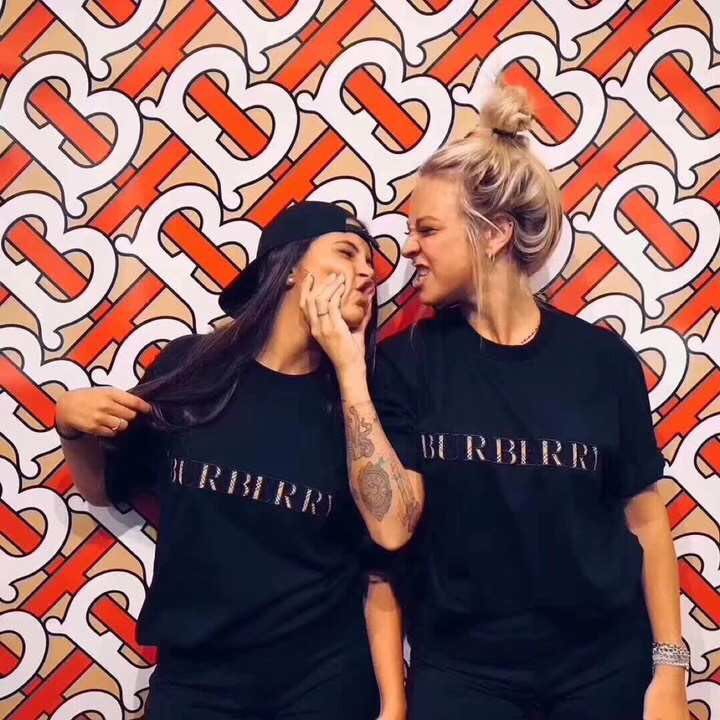 sabeto check logo tee