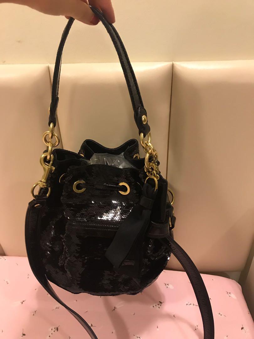 Coach bucket bag 2019 top