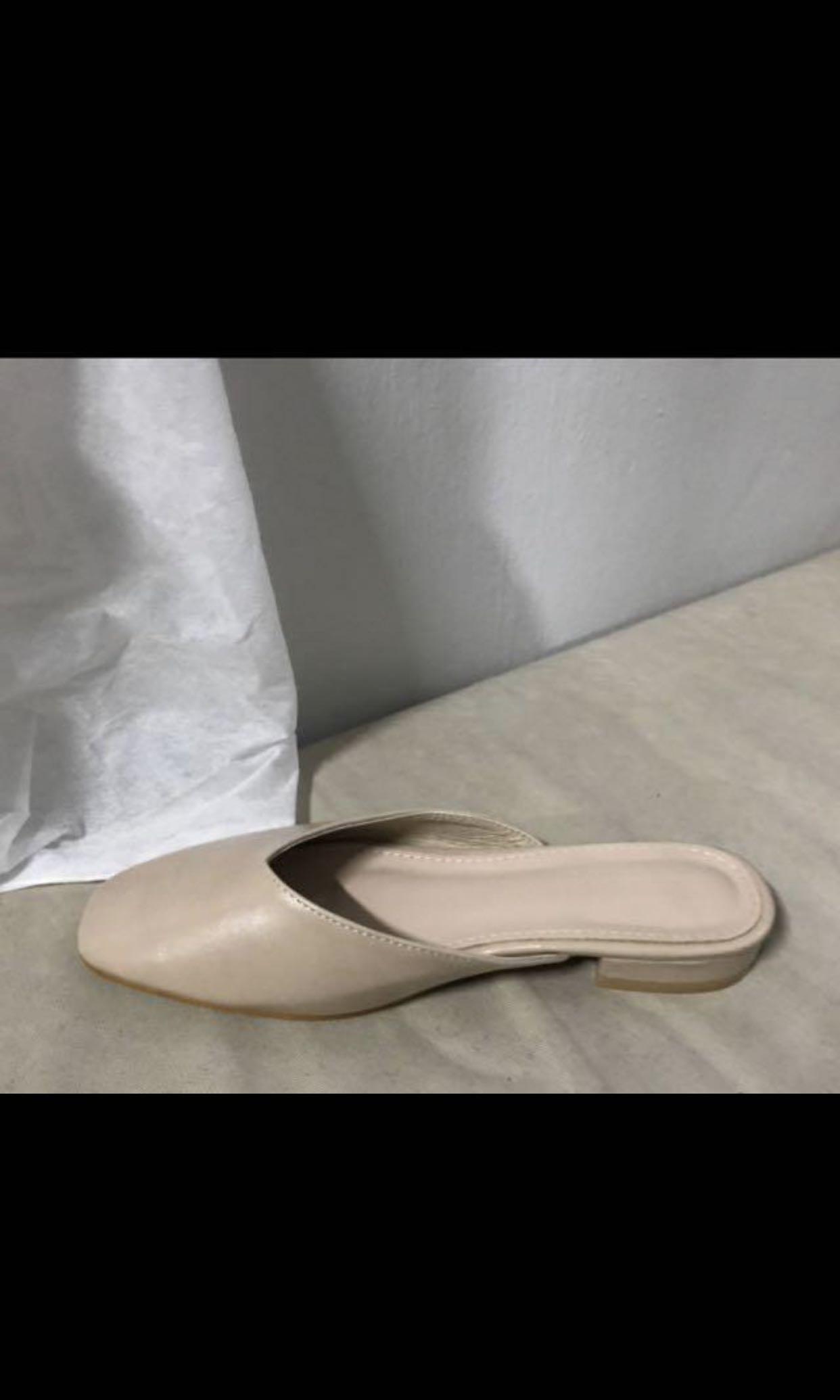 granny slip-ons mules in nude, Women's Fashion, Footwear, Flats on