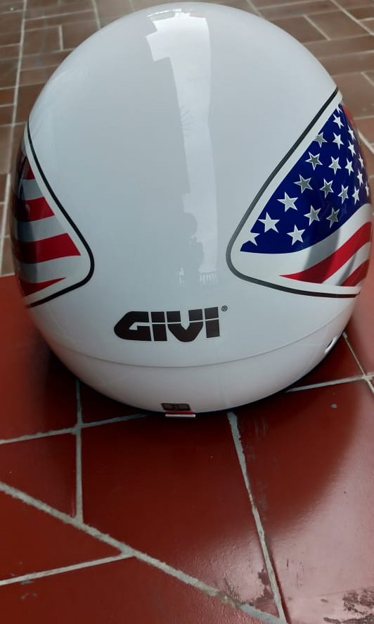 Helm bekas half face givi rare original, Motor di Carousell