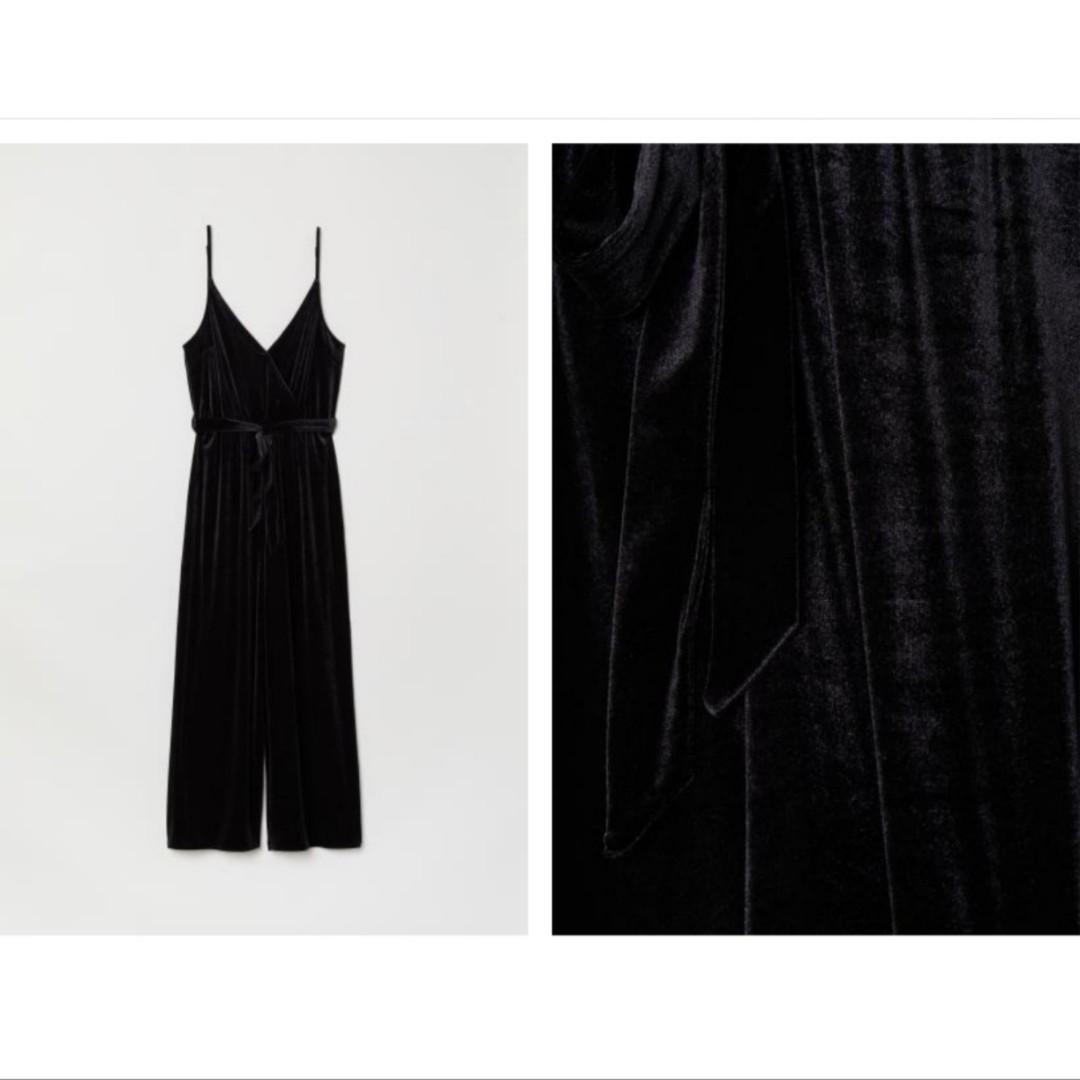 h&m black velvet jumpsuit