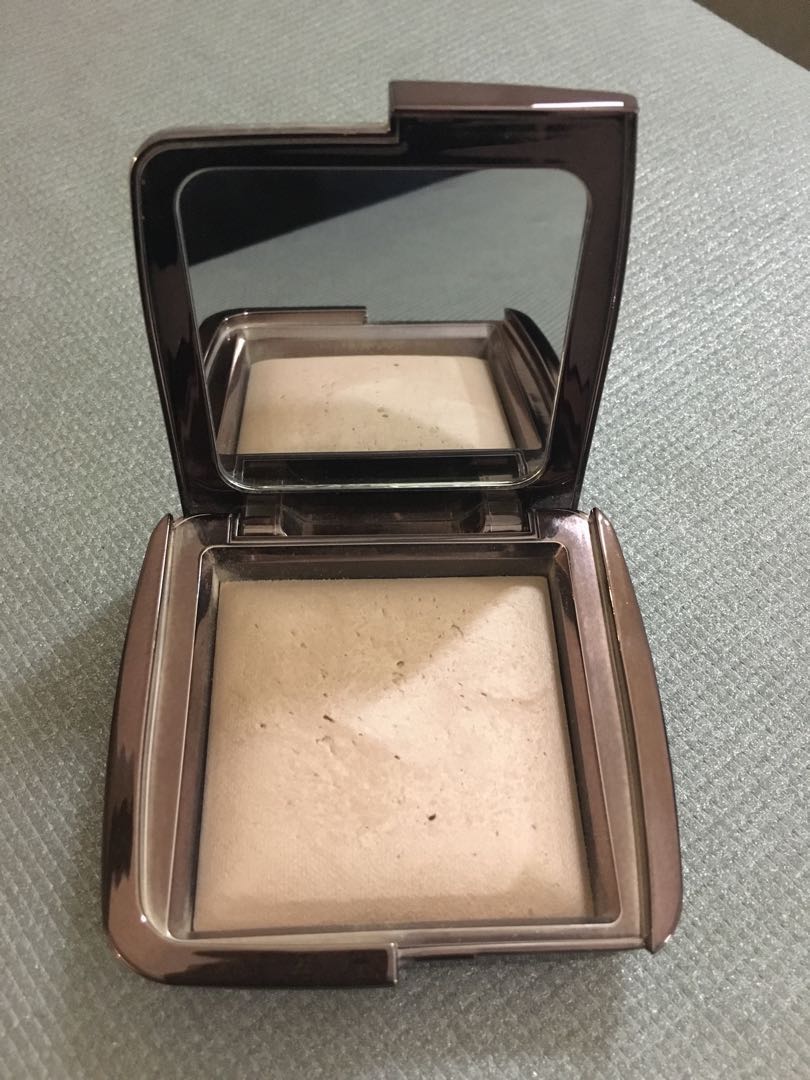 Hourglass Ambient Lighting Powder Produk Badan Dan Kecantikan