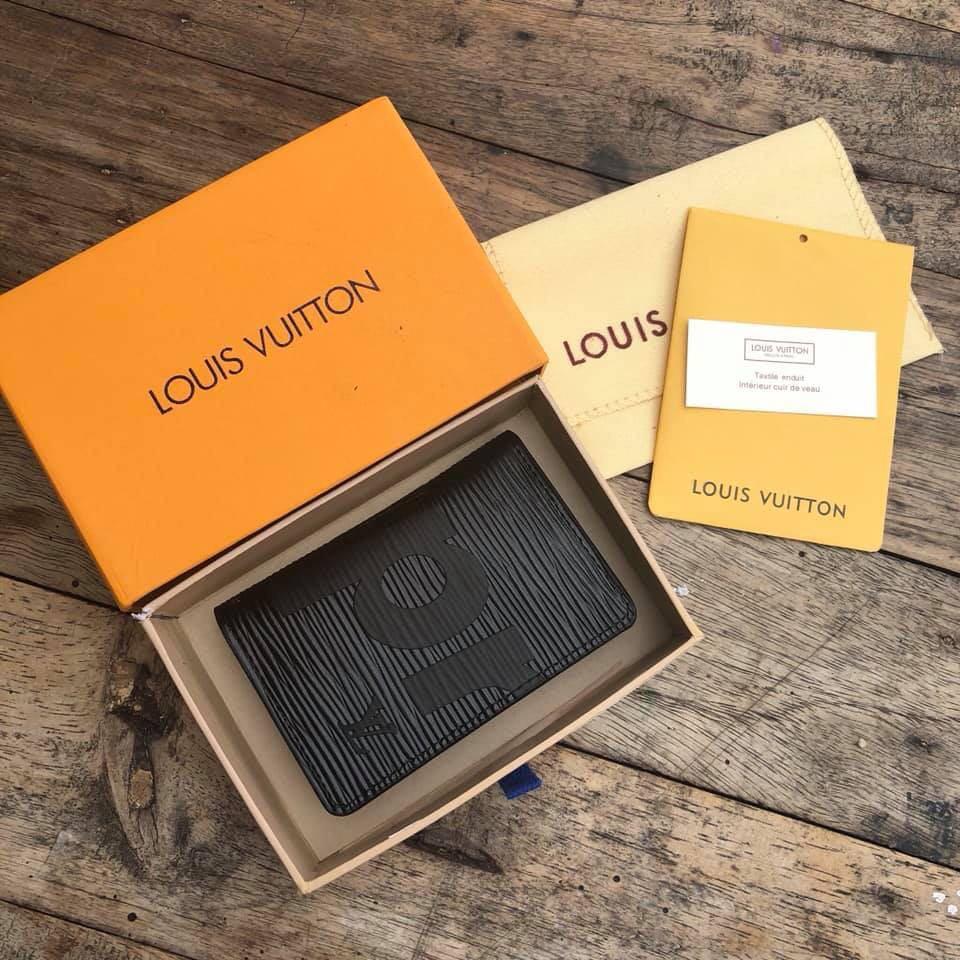 supreme lv cardholder