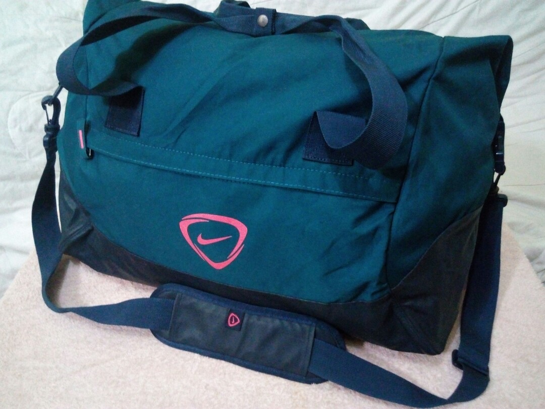 nike club team swoosh duffel