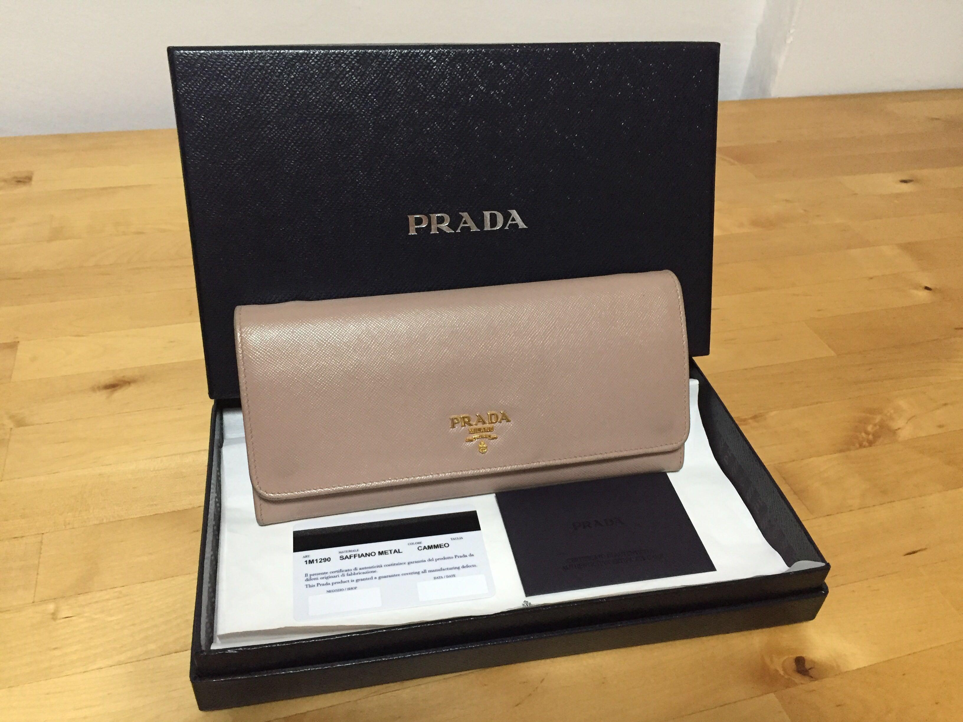 prada saffiano metal bifold wallet