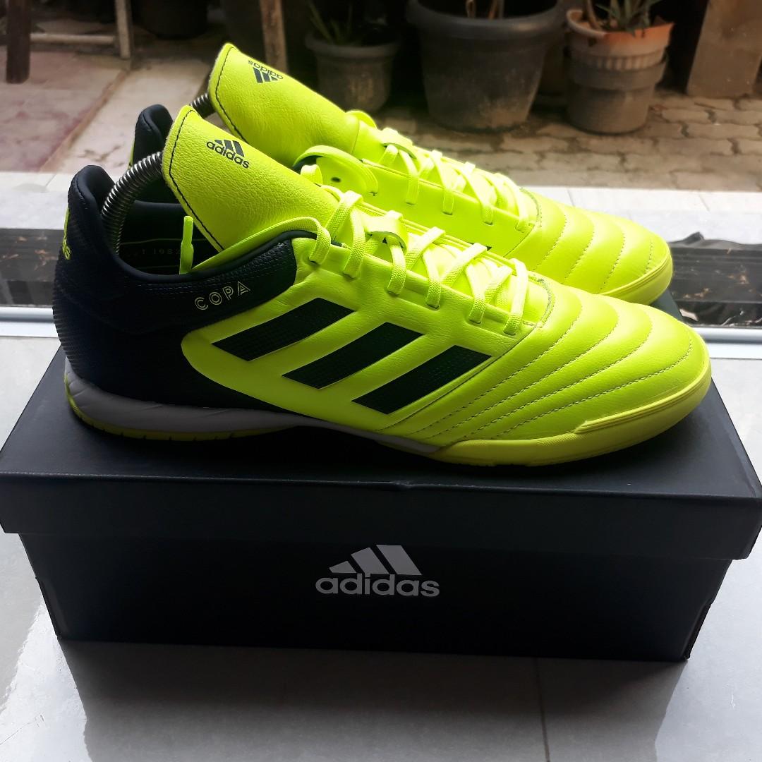 Sepatu Futsal Adidas Copa Tango 17 3 Olah Raga Perlengkapan Olahraga Lainnya Di Carousell