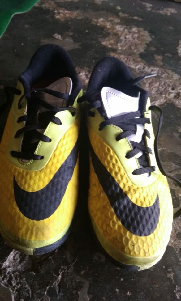 Sepatu Futsal Nike Hypervenom Phelon Ic Olah Raga Baju Olahraga Di Carousell