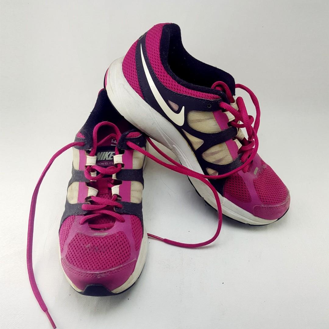 Sepatu Running Nike Wanita Fesyen Wanita Sepatu Di Carousell