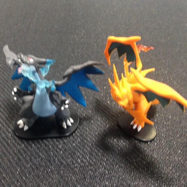 Mega Charizard X - Pokemon TCG Figures