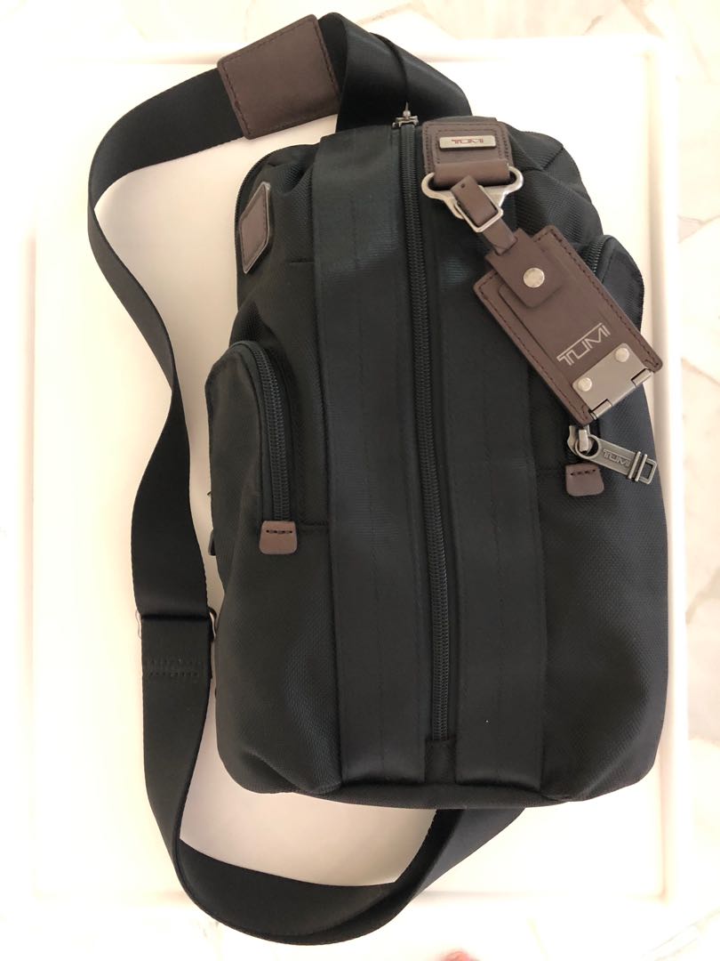 Share 66+ tumi crossbody bags latest - in.duhocakina