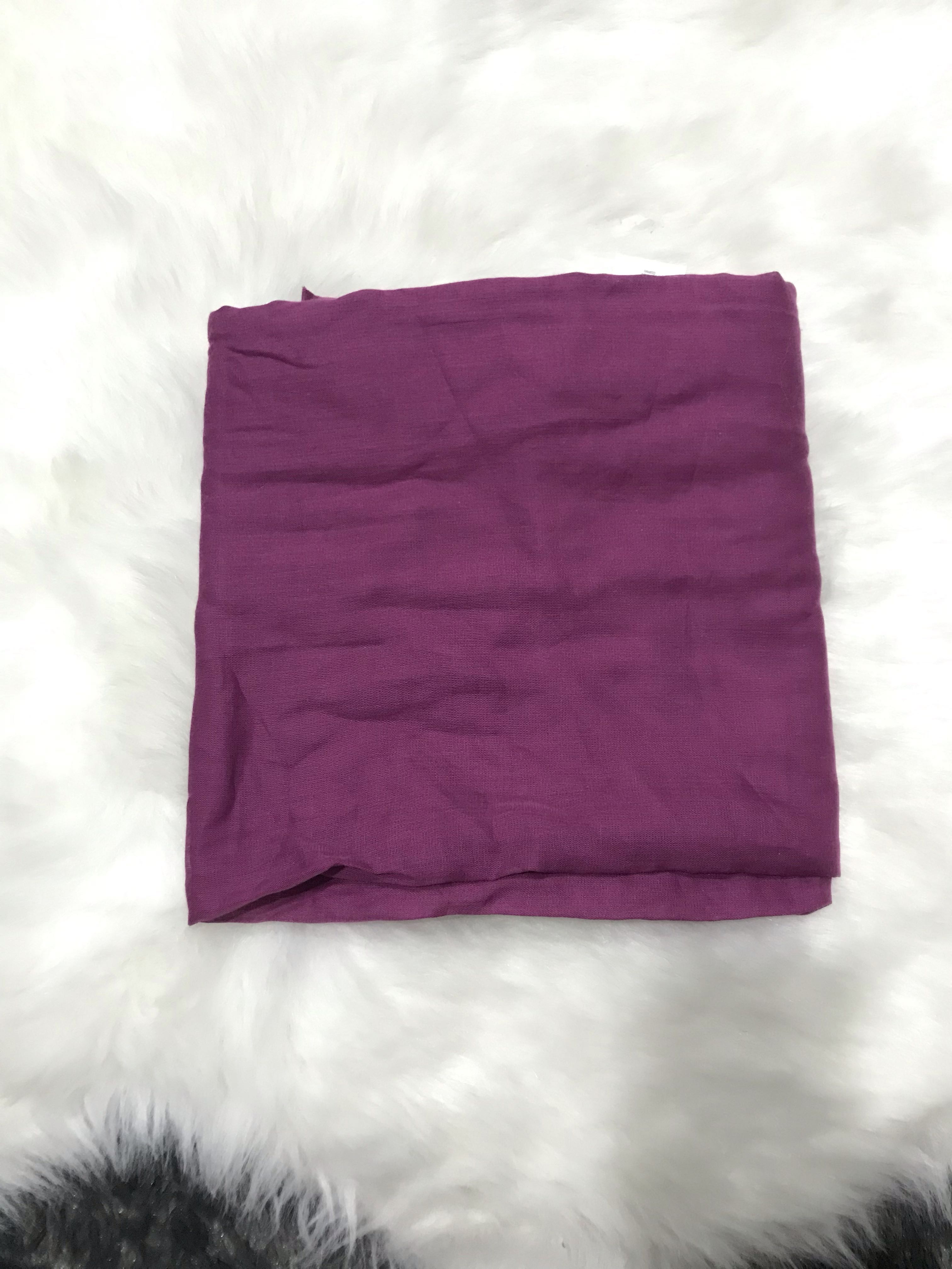 uniqlo shawl