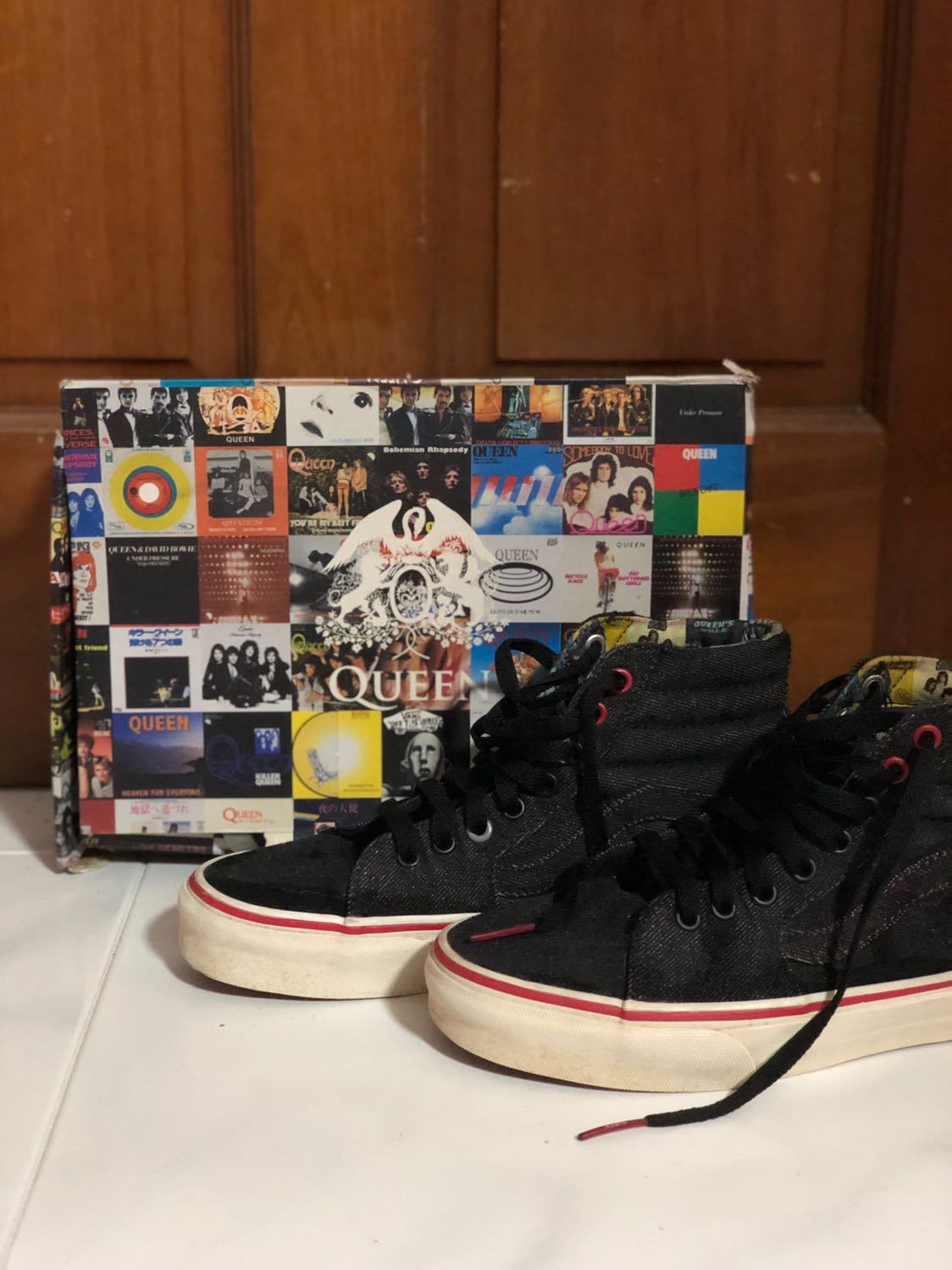 vans x queen