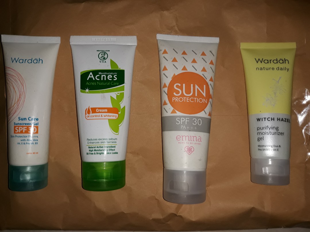 Wardah Cream Sunscreen Emina Sunscreen Acnes Cream Kesehatan Kecantikan Kulit Sabun Tubuh Di Carousell