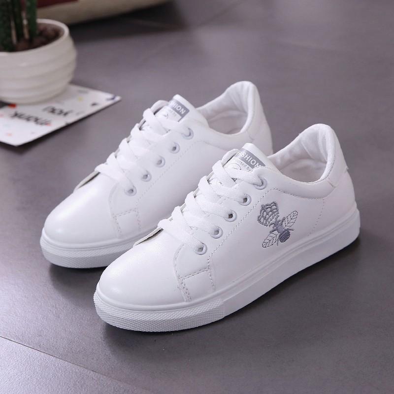 White shoes clearance low cut