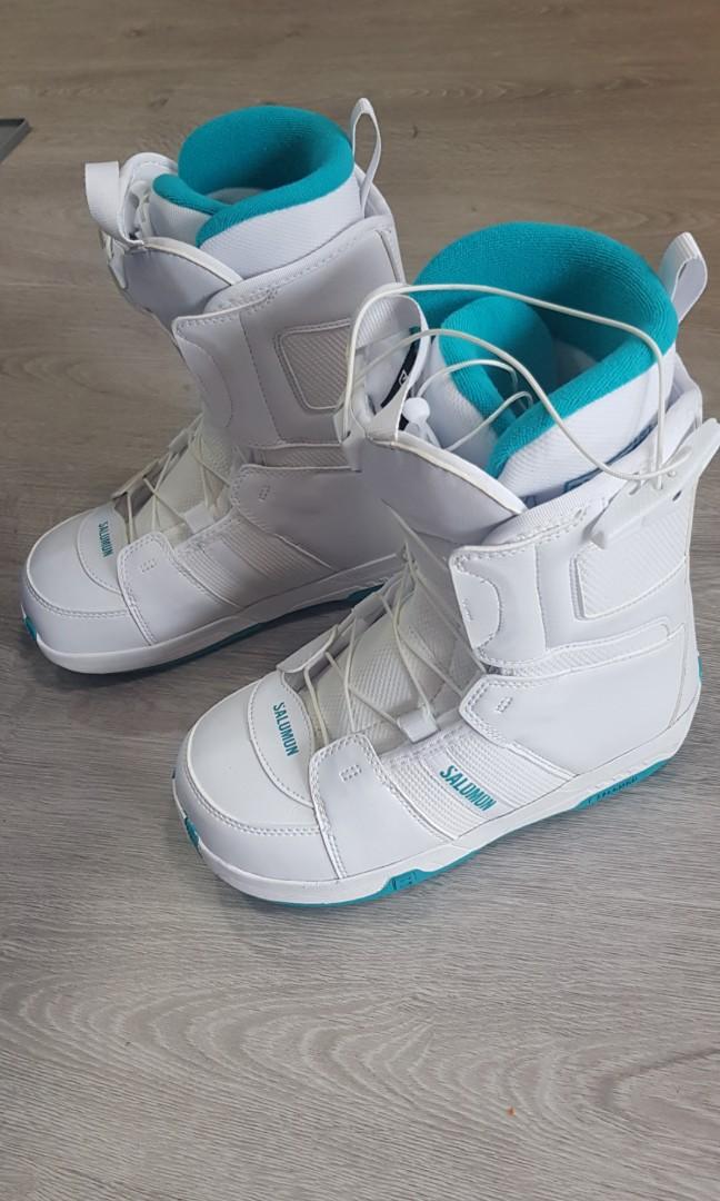 Women's Salomon Snowboard Boots, Sports 