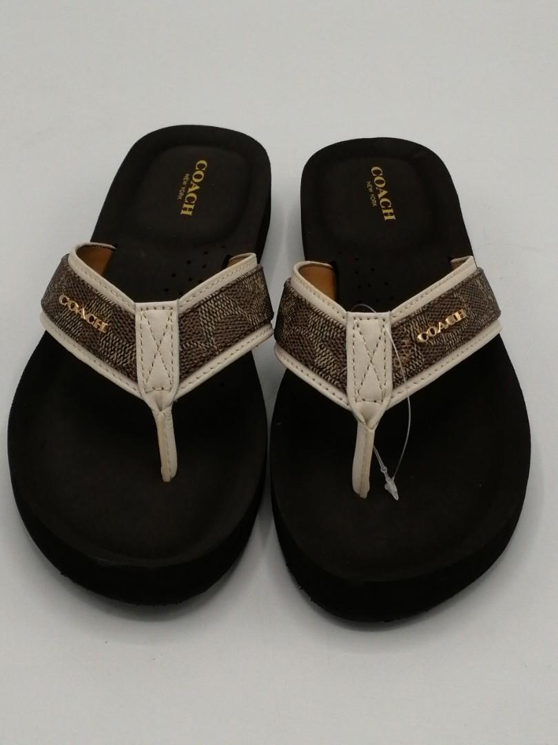 Coach judy flip flops shop