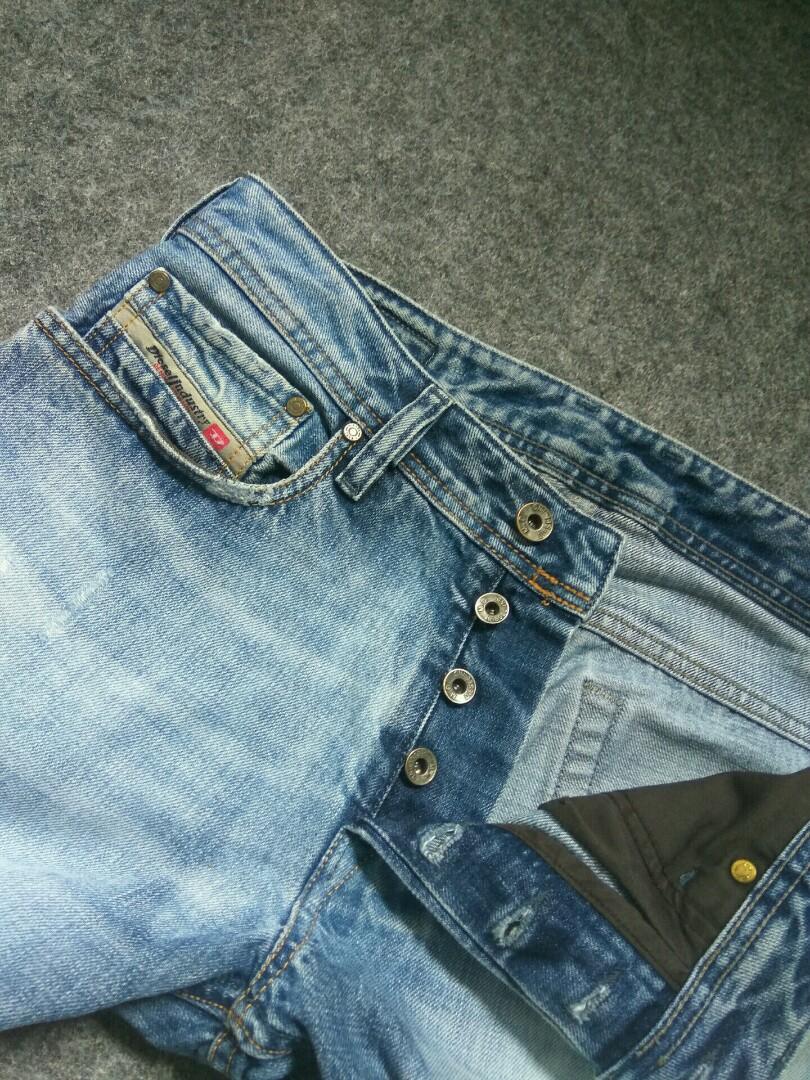 DIESEL INDUSTRY ZATINY Bootcut Jeans Size 29 Fesyen Pria Pakaian