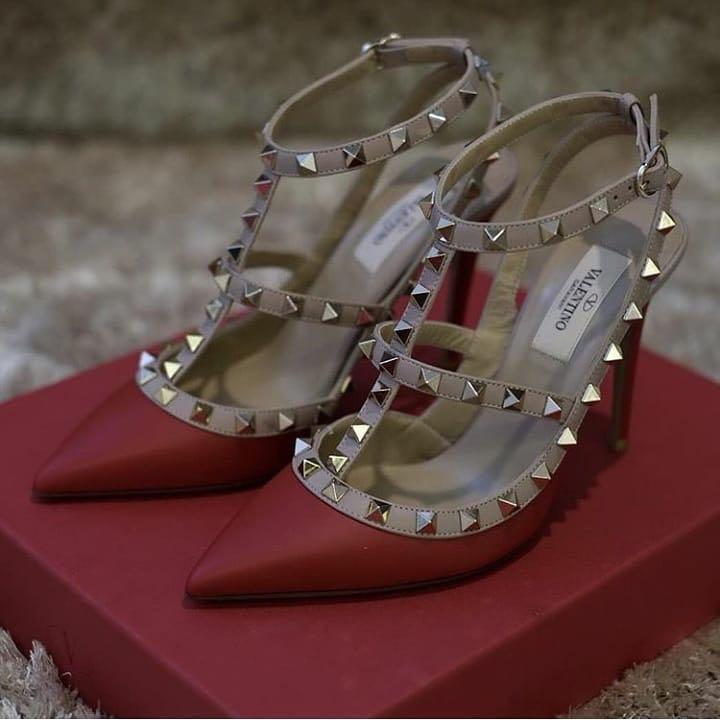 Heels red Maroon Valentino, Fesyen 